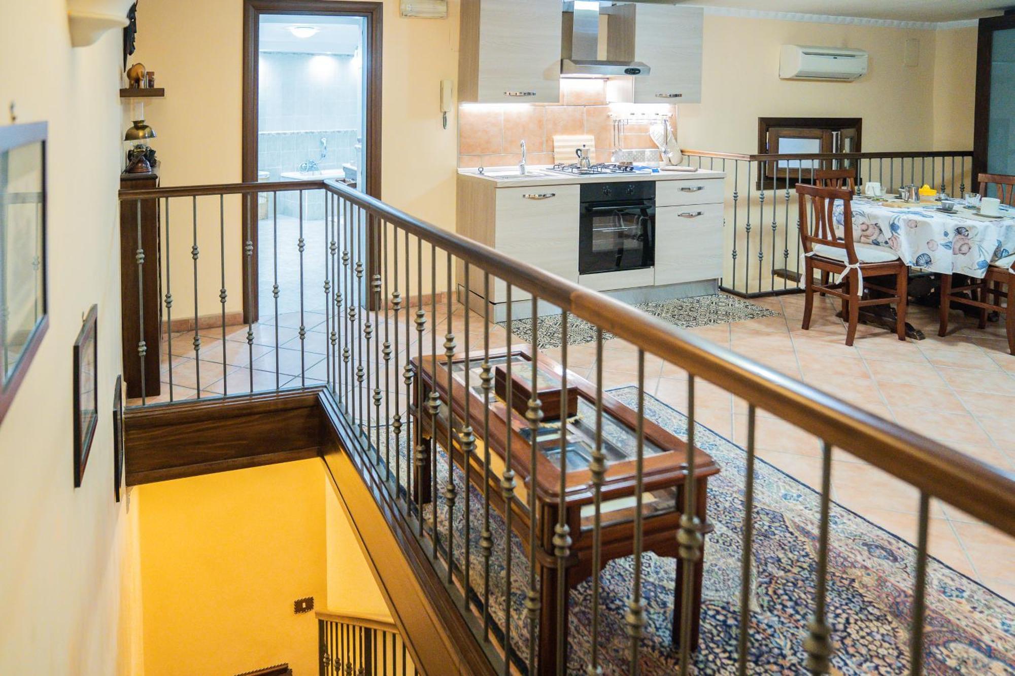 Domus Ugo Apartment Napoli Ngoại thất bức ảnh