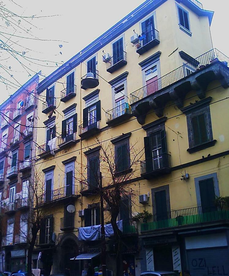 Domus Ugo Apartment Napoli Ngoại thất bức ảnh